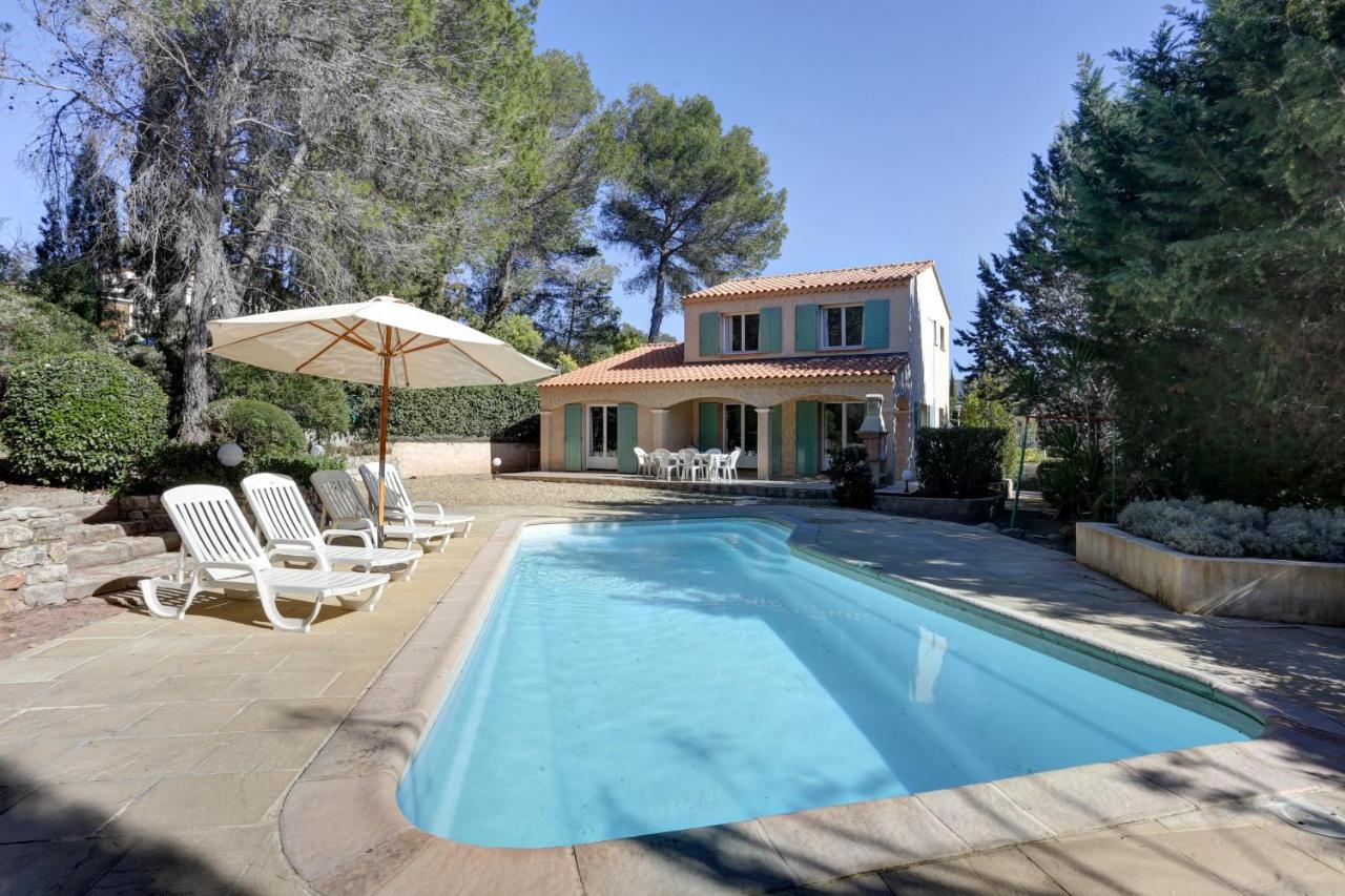 Villa 8 Pers, Climatisee, Piscine Chauffee, Un Havre De Paix Sous Les Pins Parasols Рокбрюн-сюр-Аржан Екстериор снимка
